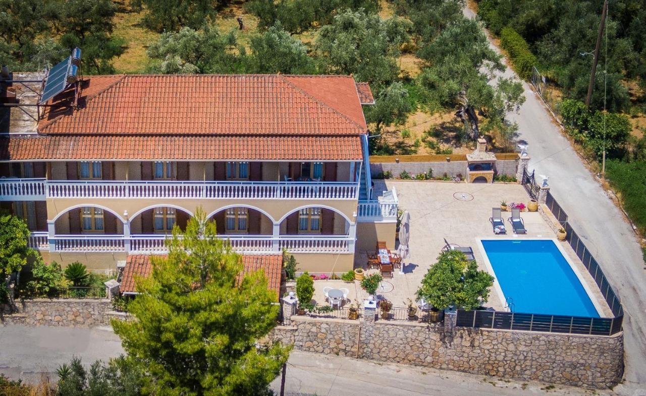 Costas Studios Аргаси Экстерьер фото